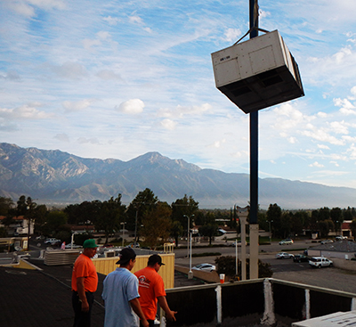 Aire Rite commercial rooftop AHU installation in action